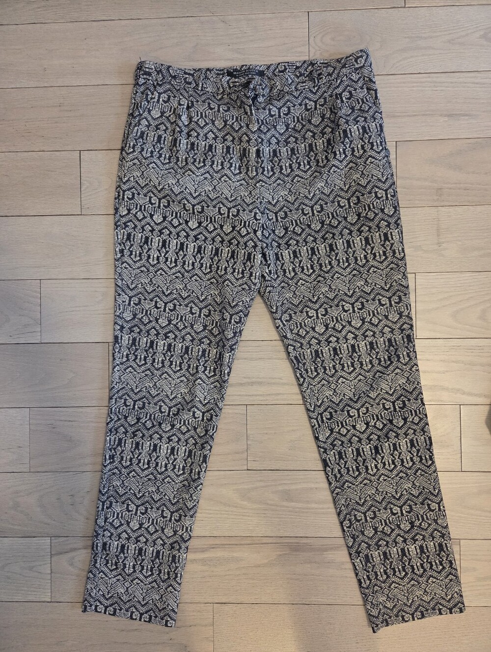 Maison Scotch Mid Rise Geometric Jacquard Slim Straight Pants